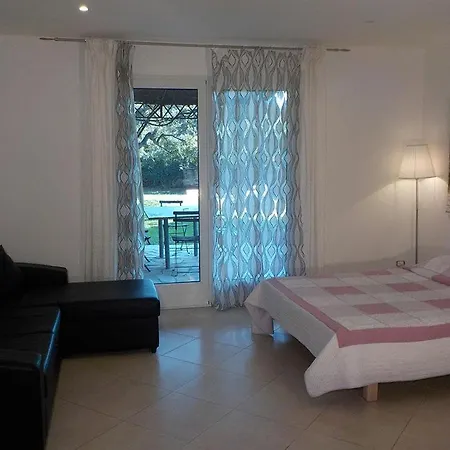 Angelina Garden Apartament Grimaud