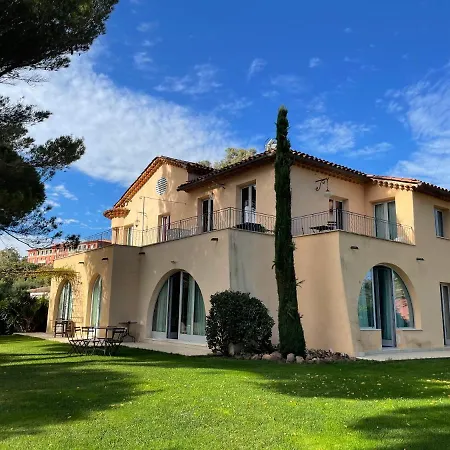 Angelina Garden Apartament Grimaud