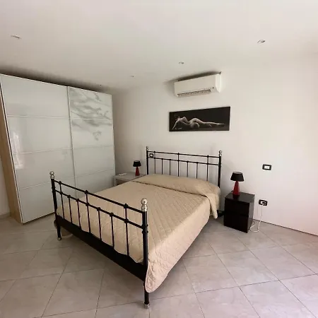 Angelina Garden Apartament