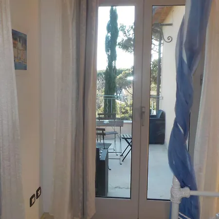 Angelina Garden Apartament *