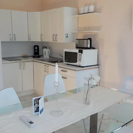 Apartamento Angelina Garden Grimaud